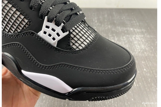 FQ8135-001 WHITE JORDAN RETRO FQ8135-001 4 THUNDER  AIR 0308